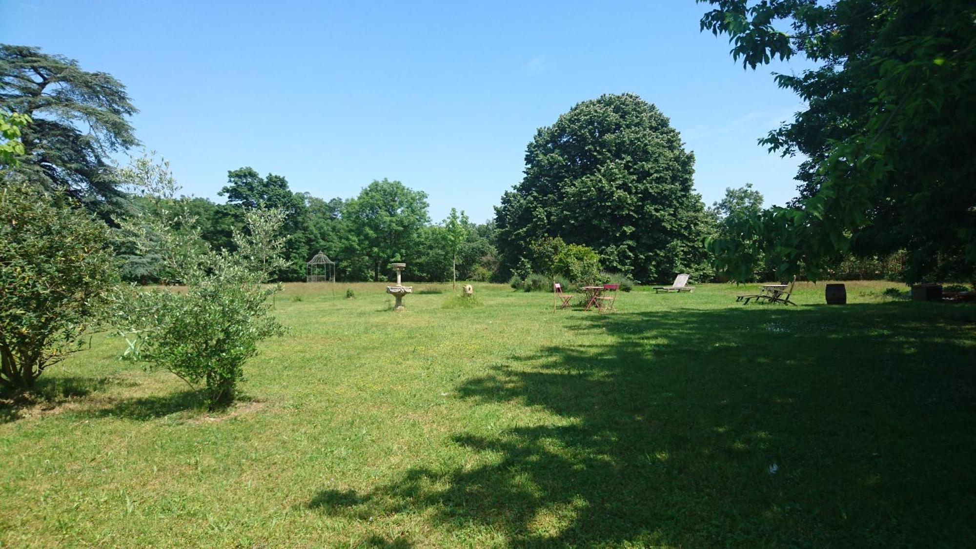 L'Ecrin De Vert Saint-Alban-du-Rhône 客房 照片